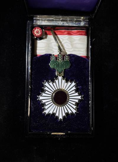 欢庆春节！戎马世界章牌大赏第111期春节大拍 - 勋三等旭日章