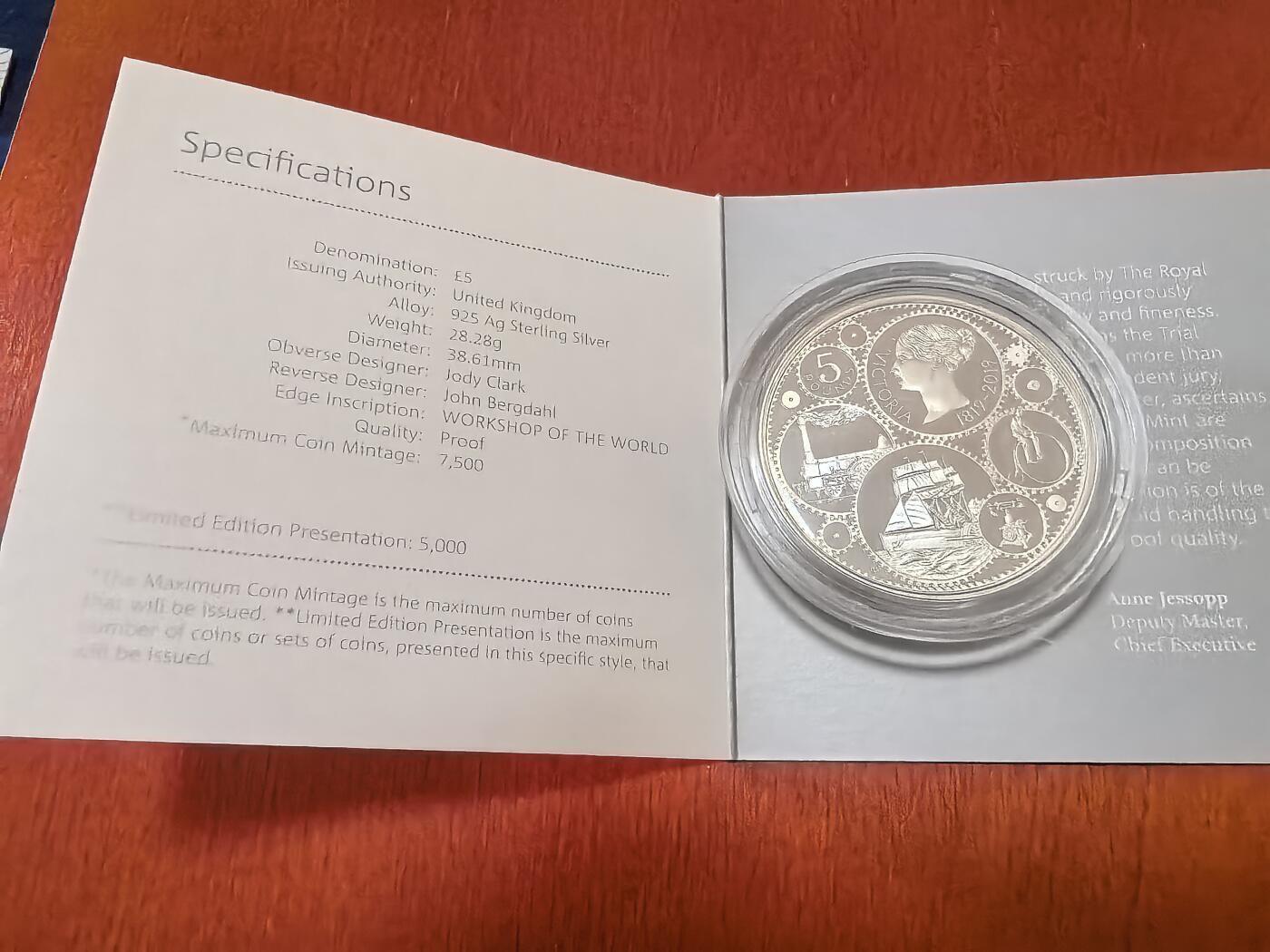 长老汇蛇年精选第一百场拍卖 2019英国维多利亚5英镑精制银币，28.28克925银，盒证全，5000枚