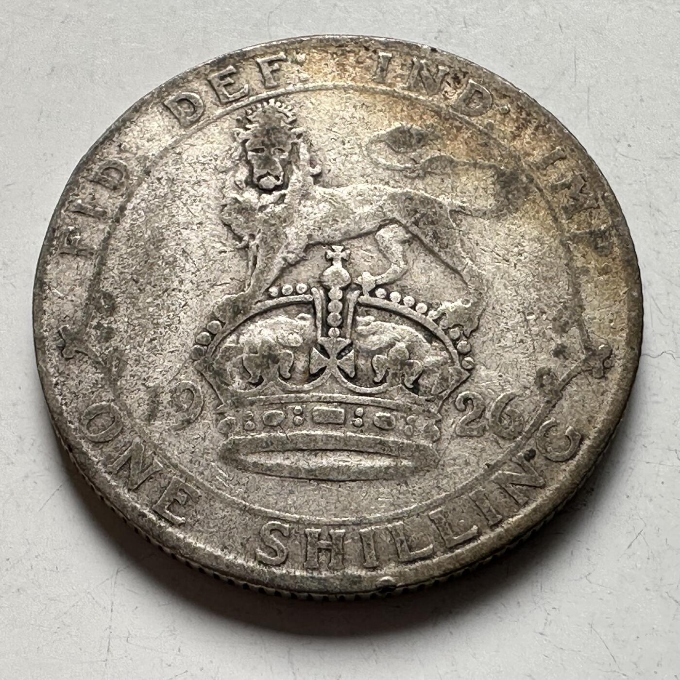 🌹外币初藏🌹🐯2026年第19场 快递已停，正月十五后再发 英国1926年一先令银币 5.6克50%银