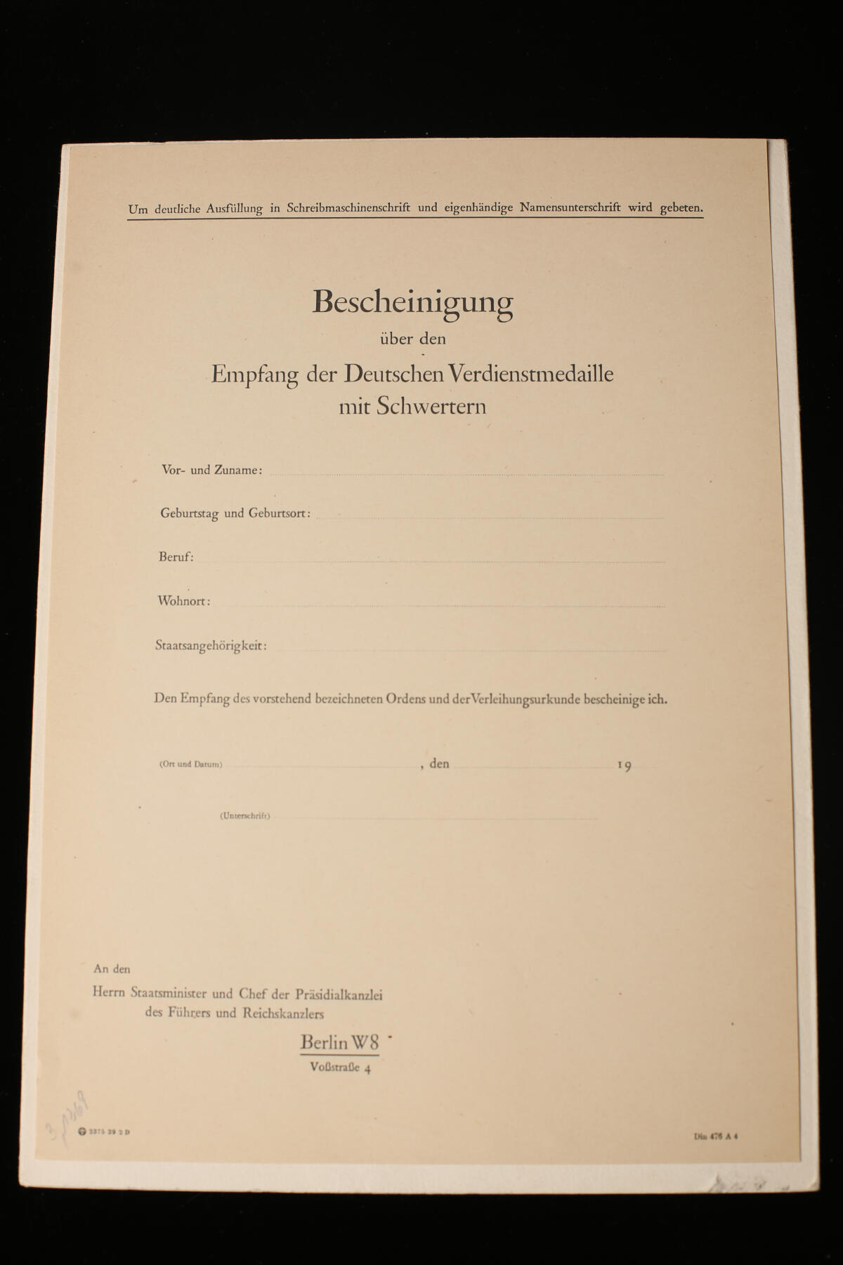 欢庆春节！戎马世界章牌大赏第112期春节大拍  德专场 两张唐·曼努埃尔·伊西德罗·加西亚剩下的空白勋章回执确认书 比较少见，使用潜力很大