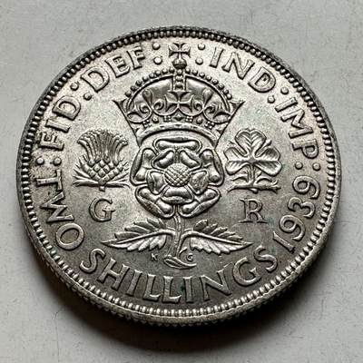 🌹外币初藏🌹🐯2026年第19场 快递已停，正月十五后再发 - 英国1939年二先令银币 11.3克50%银 原光好品