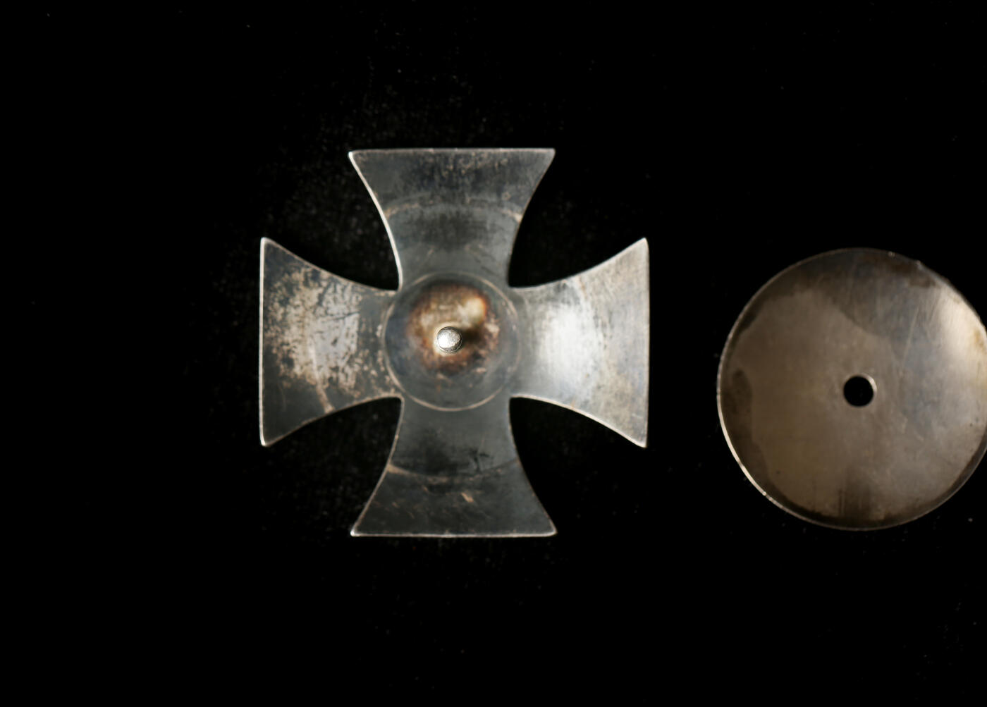 欢庆春节！戎马世界章牌大赏第112期春节大拍  德专场 一战一级铁十字勋章 大三片结构 800银标+星标  非常非常非常稀少的军官协会版本