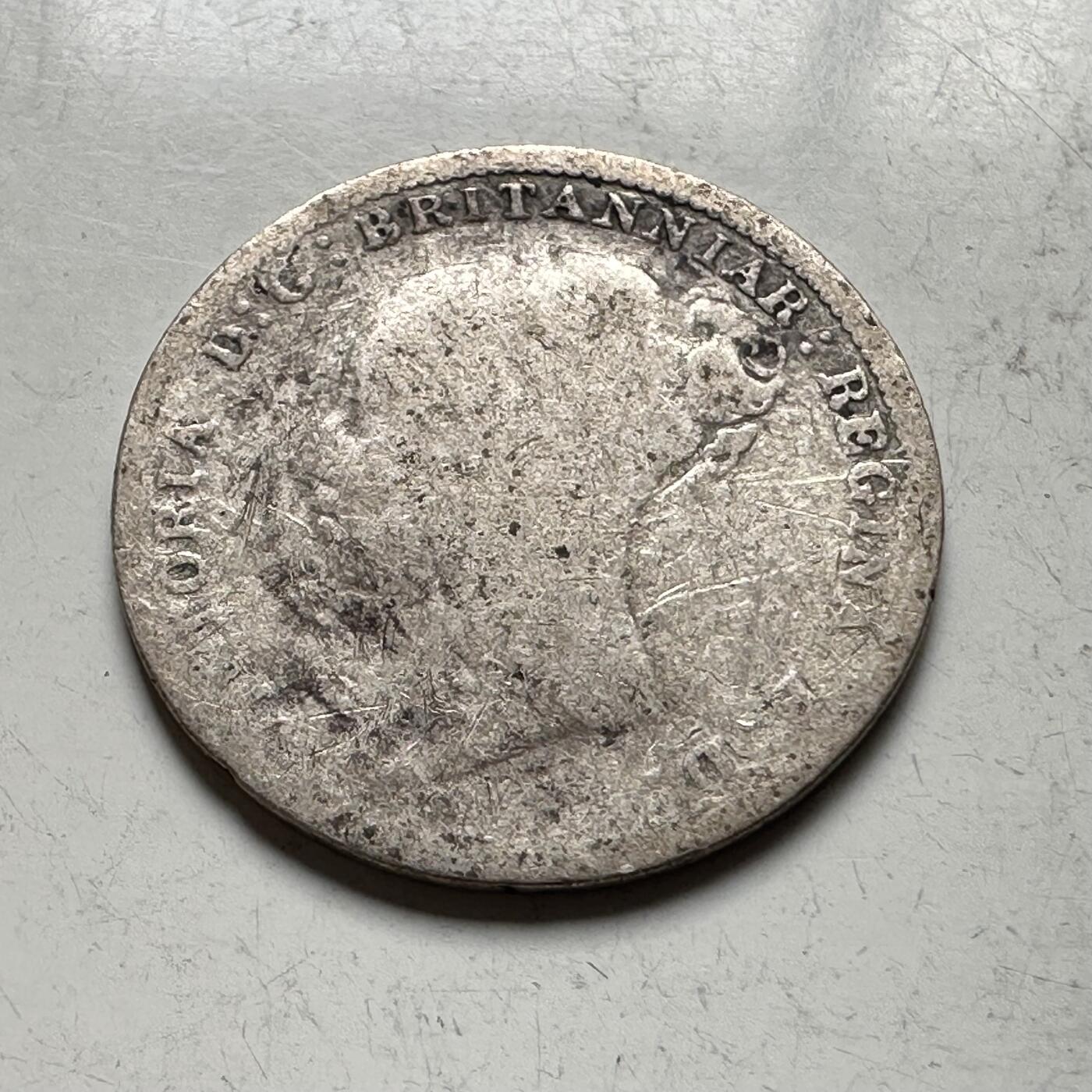 🌹外币初藏🌹🐯2026年第19场 快递已停，正月十五后再发 英国维多利亚三便士银币 92.5%高银 b