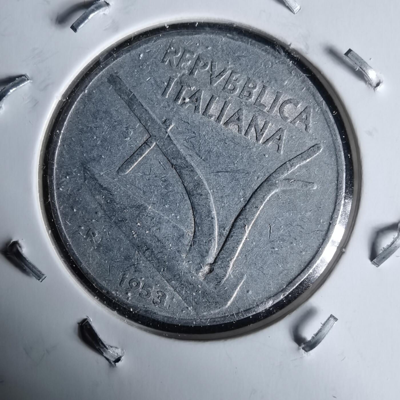 沼泽如烟--第991场 意大利1953年10里拉