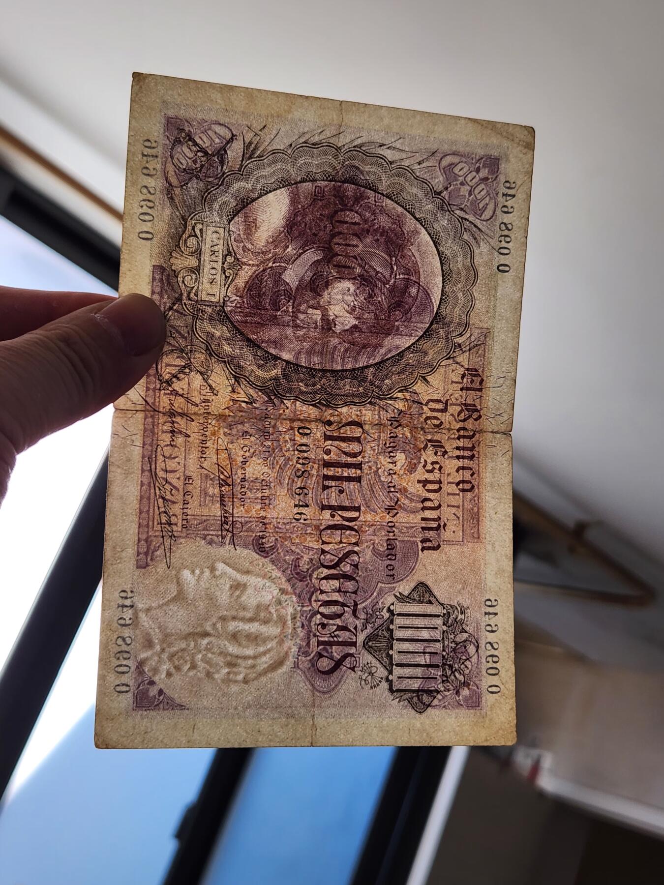 2月11号晚上8点 外国纸币自动截拍第24场 西班牙 1000比塞塔 1940年  极美品原票