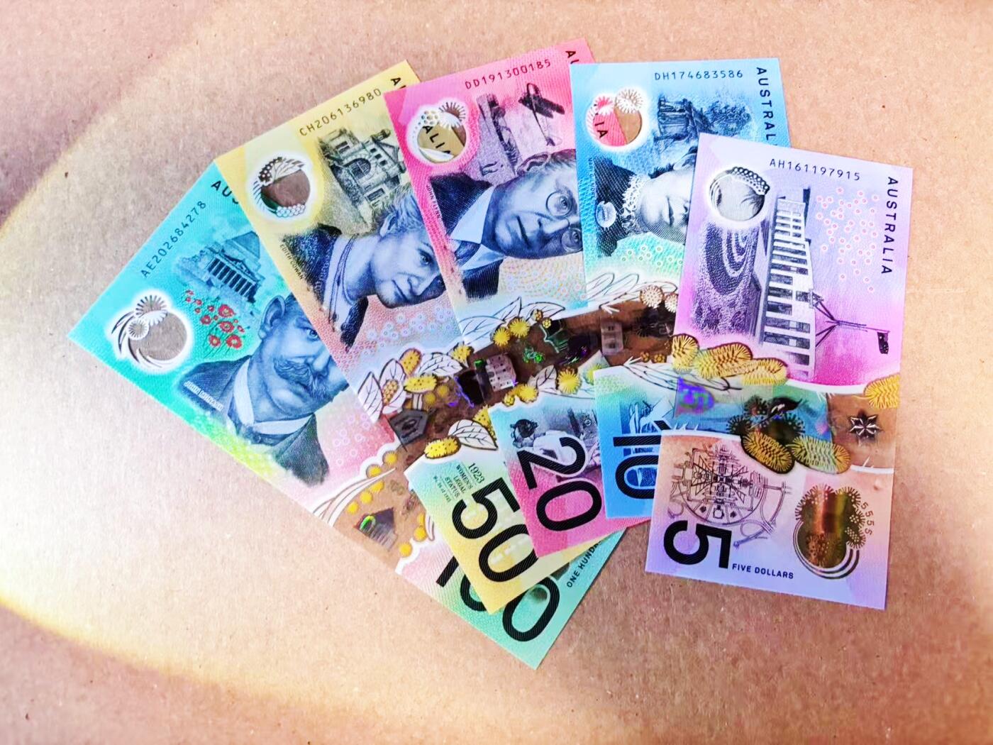 【Blue Auction】世界纸币精拍第786期——18级TOP拍卖/信誉/品质/专业/高效💫(年前收官场） 【一组5张 含无47】澳大利亚 5-100元 塑料钞 全新UNC