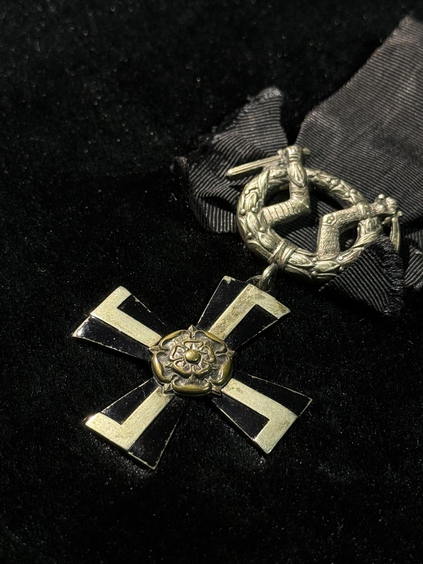 欢庆春节！戎马世界章牌大赏第111期春节大拍