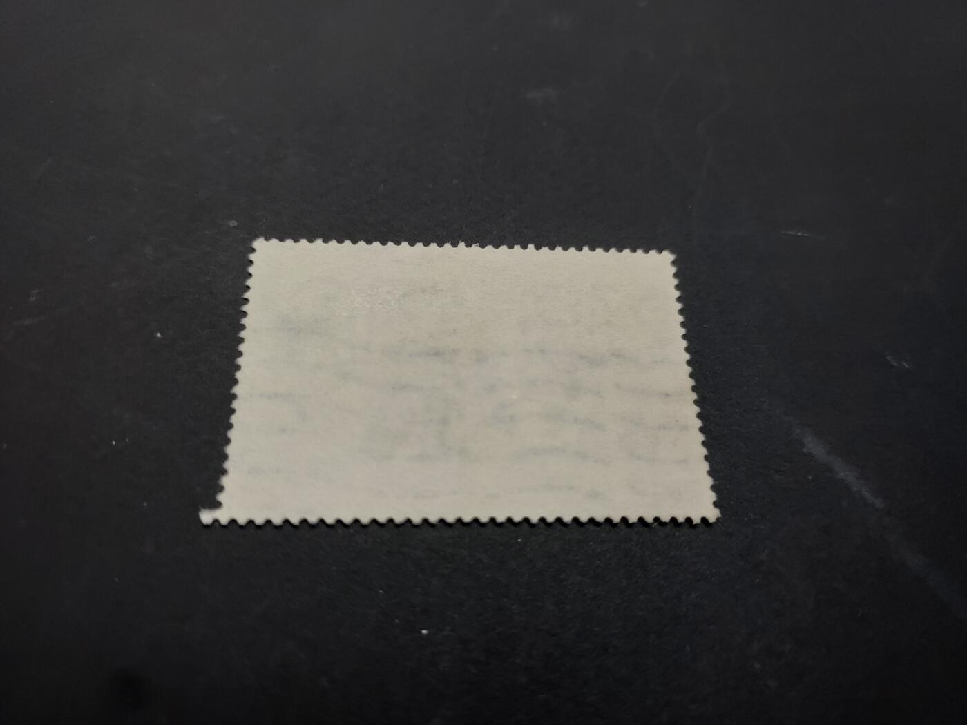 博彦收藏   2月28日 8点邮票专场 全场包邮 香港科教文高值2元胆票旧票一枚 上品