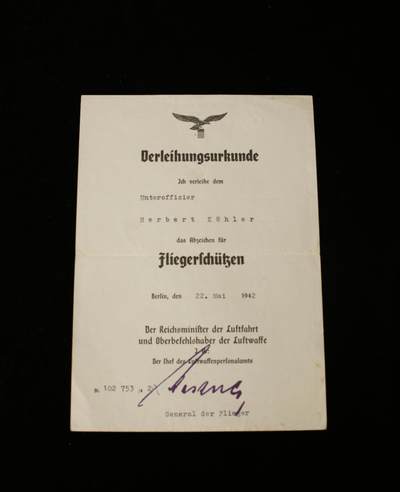 欢庆春节！戎马世界章牌大赏第112期春节大拍  德专场 - 空军航炮手 赫伯特·克勒   航炮手资格徽章证书   布鲁诺·勒尔策上将印签