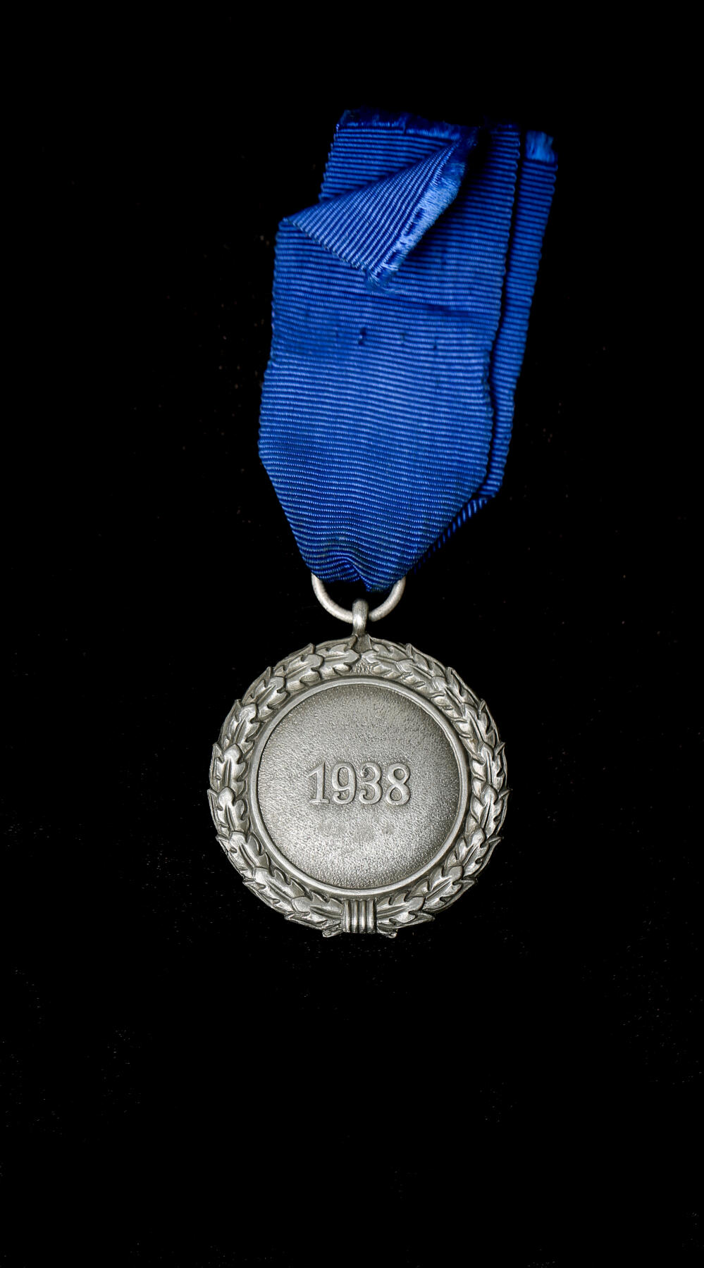 欢庆春节！戎马世界章牌大赏第112期春节大拍  德专场 德三防空奖章