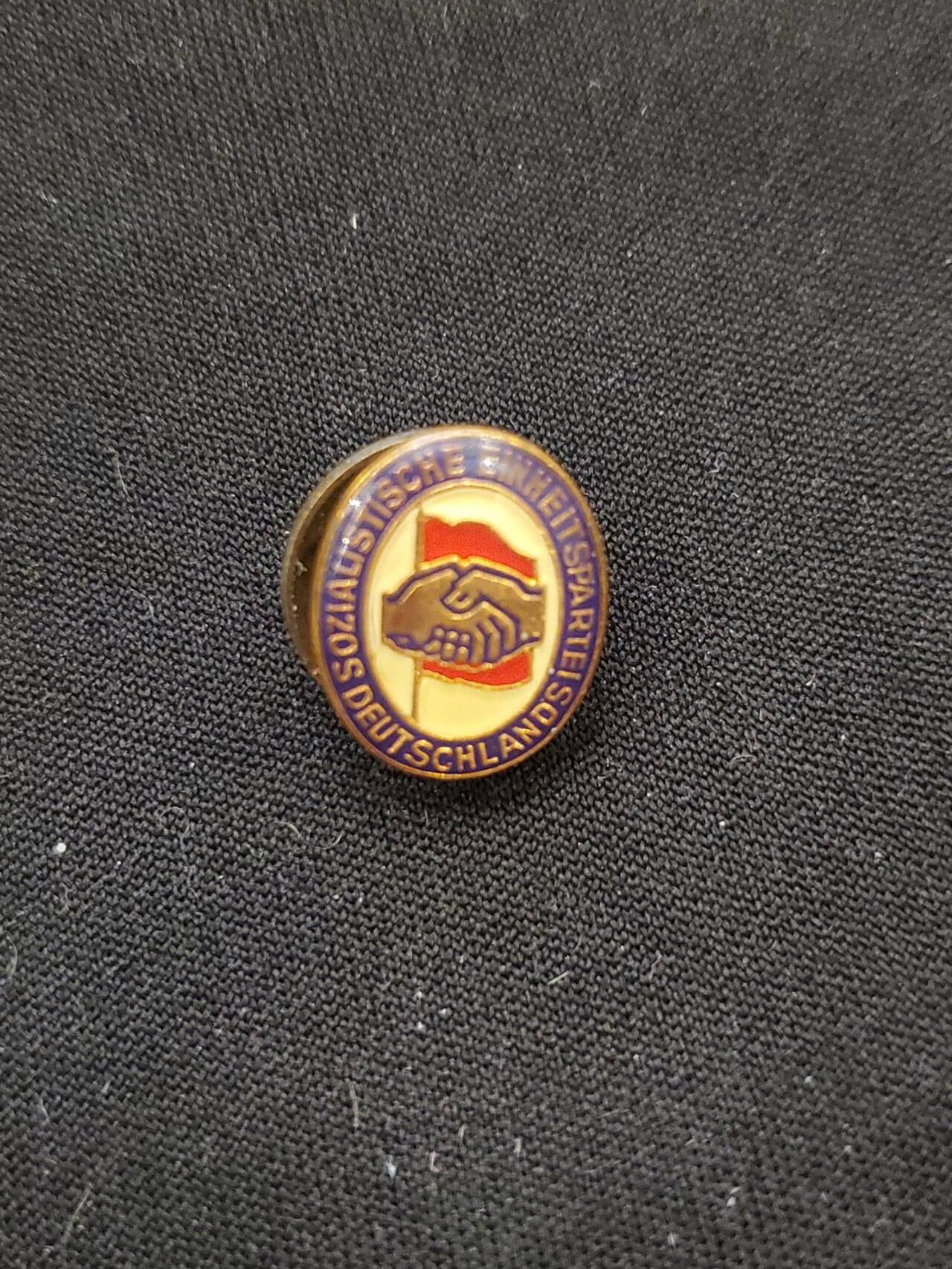 （450件拍品！制服徽章盛宴）罗岚⭐爱藏⭐年前甄选大拍场-店主清仓处理-分享拍场额外现金红包（实体经营）