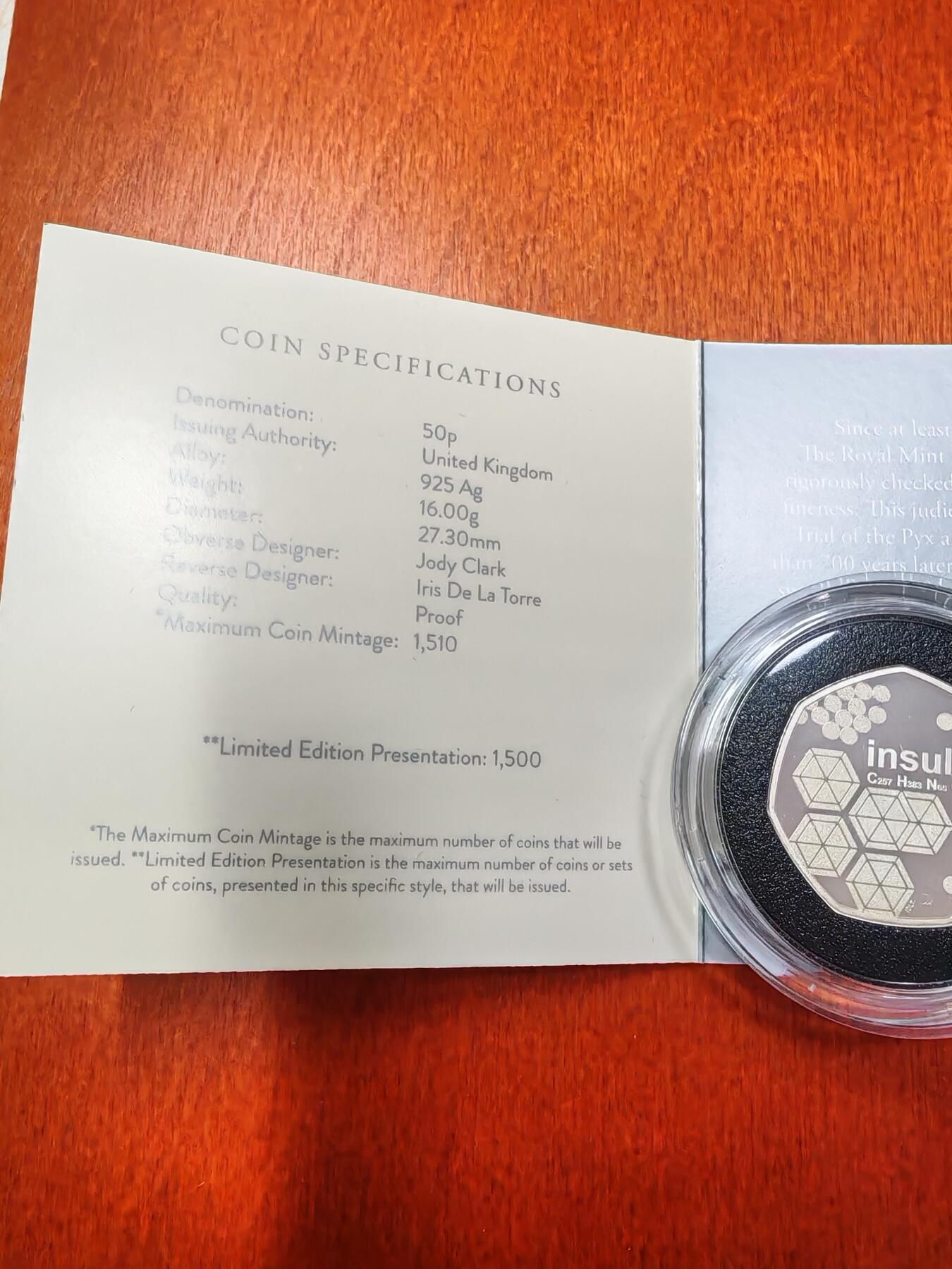 长老汇蛇年精选第一百场拍卖 2021英国发现胰岛素百周年50便士精制加厚银币，16克925银，1500枚，盒证全