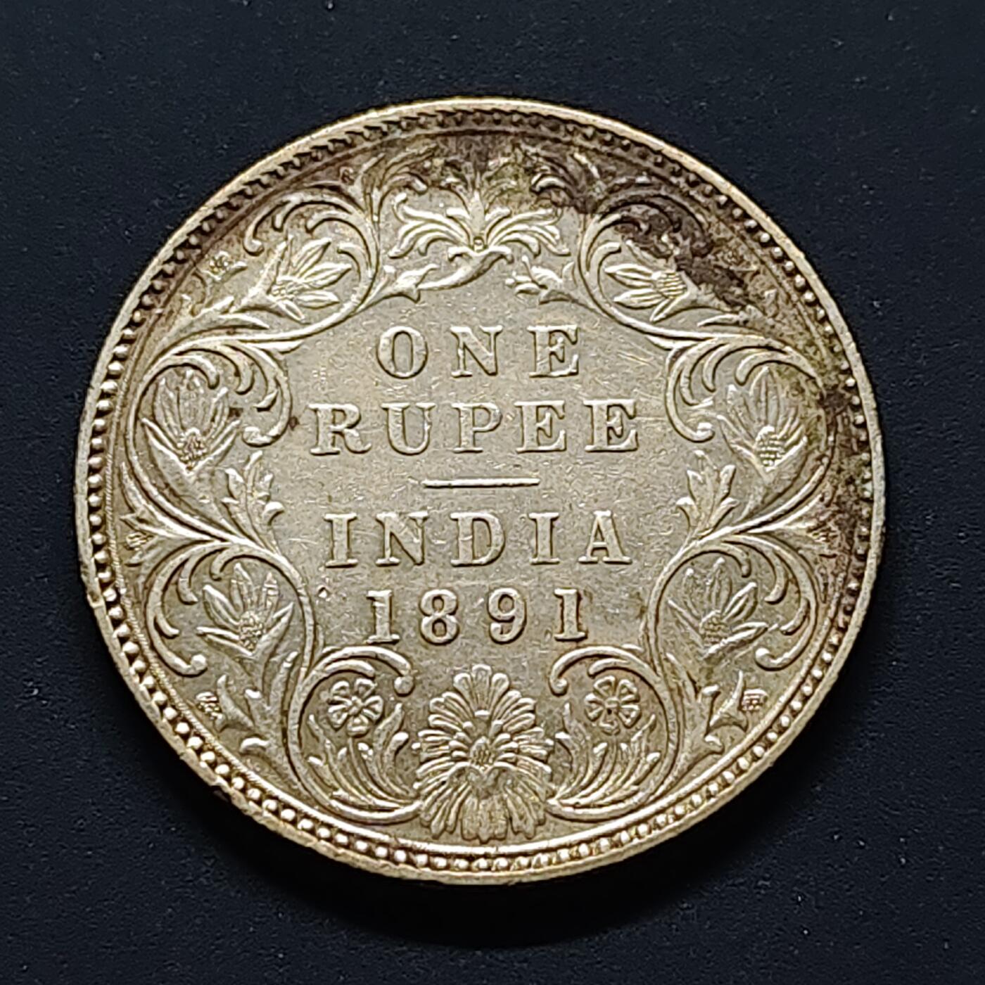 【全场包邮】纯粹捡漏拍503场 英属印度1891年维多利亚女王“EMPERSS”1卢比银币【31毫米11.66克91.7%】