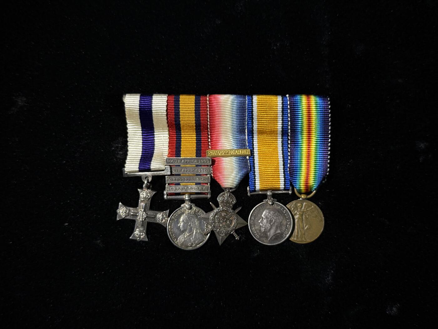 欢庆春节！戎马世界章牌大赏第111期春节大拍 英国战功十字mini联排