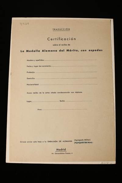 欢庆春节！戎马世界章牌大赏第112期春节大拍  德专场 - 两张唐·曼努埃尔·伊西德罗·加西亚剩下的空白勋章回执确认书 比较少见，使用潜力很大