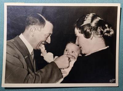 盛世勋华——号角文化勋章邮票专场拍卖第305期 - 德国（1939）小胡子主题实寄明信片 贴小胡子邮票 盖柏林邮政小胡子50生日纪念邮戳 与戈林的妻子艾米·戈林和女儿艾达