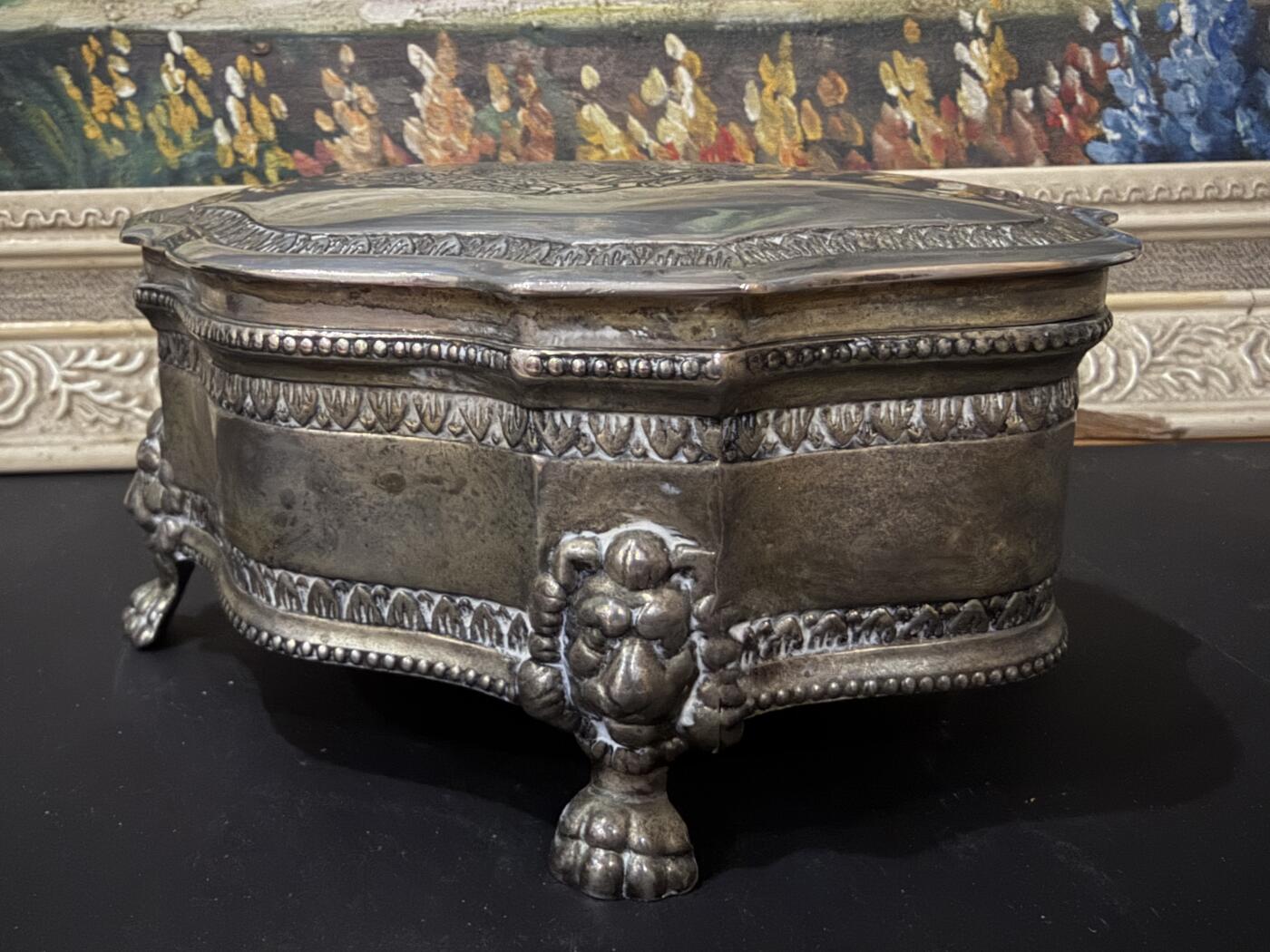 海外回流春节精品专场（一） 法国回流19世纪包银首饰盒（尺寸：15cmX13.5cmX7cm，760.3g，无银标）