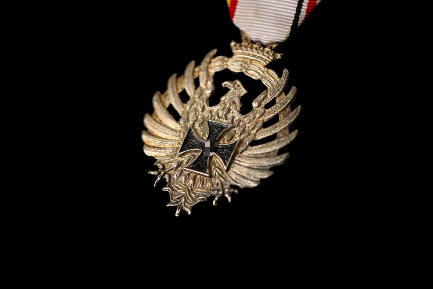 欢庆春节！戎马世界章牌大赏第112期春节大拍  德专场 西班牙蓝色师纪念苏联战役奖章