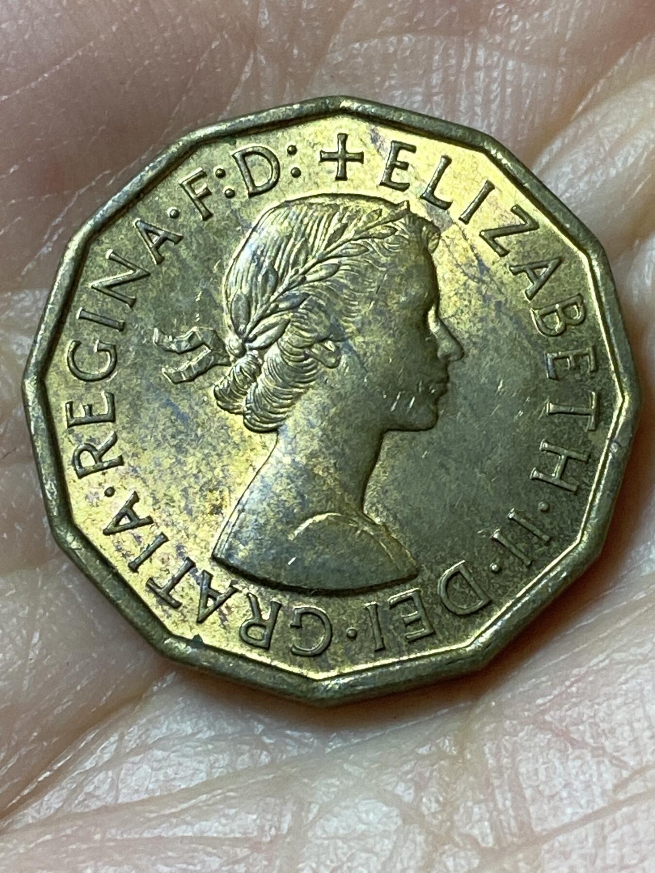 2026年第二十三场(总第一百九十二场）外国好品散币场(年后发货) 英国🇬🇧1965年3便士(伊丽莎白二世青年桂冠第二版)