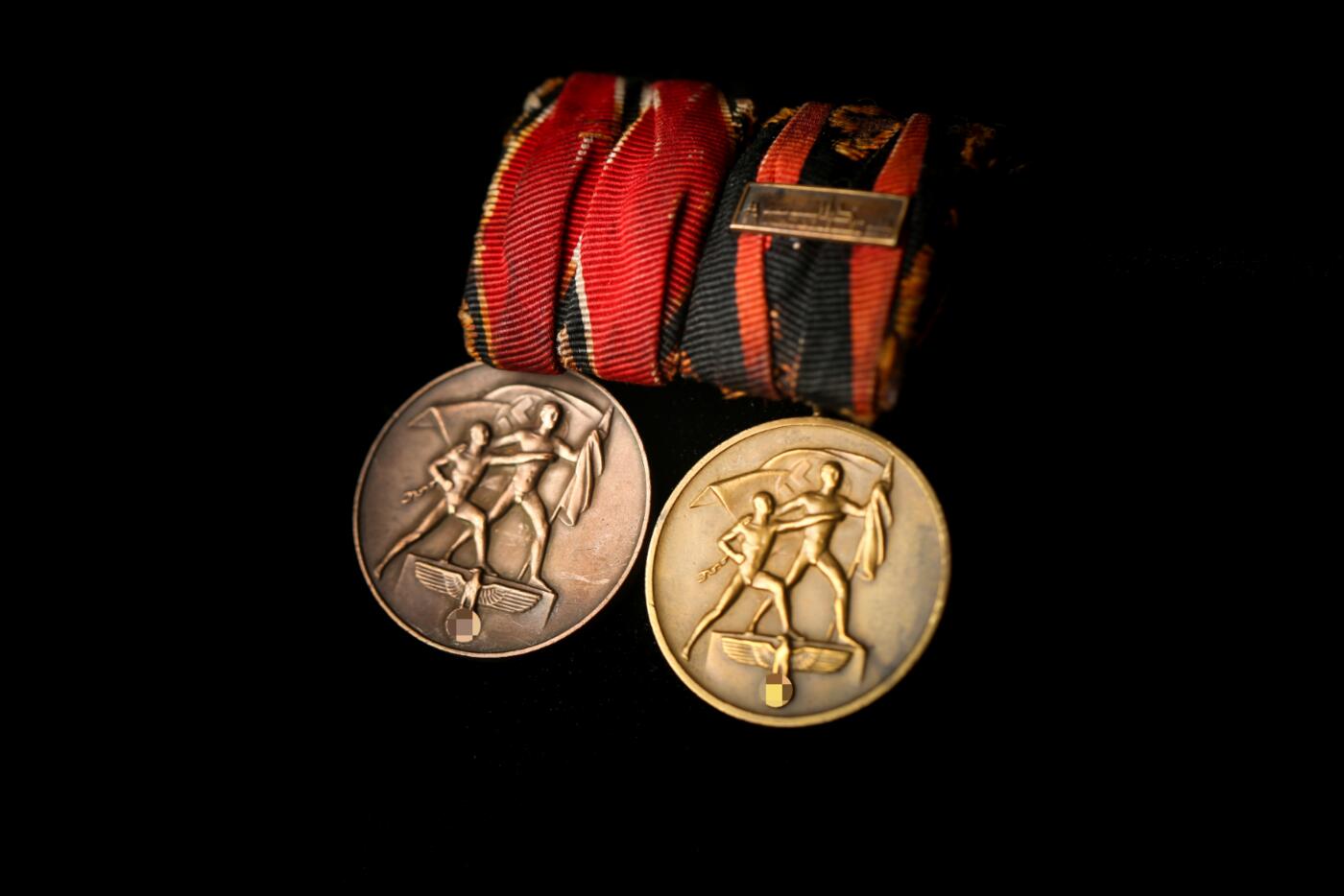 欢庆春节！戎马世界章牌大赏第112期春节大拍  德专场 奥地利 苏台德回归二联排 苏台德带布拉格勋饰 稀少