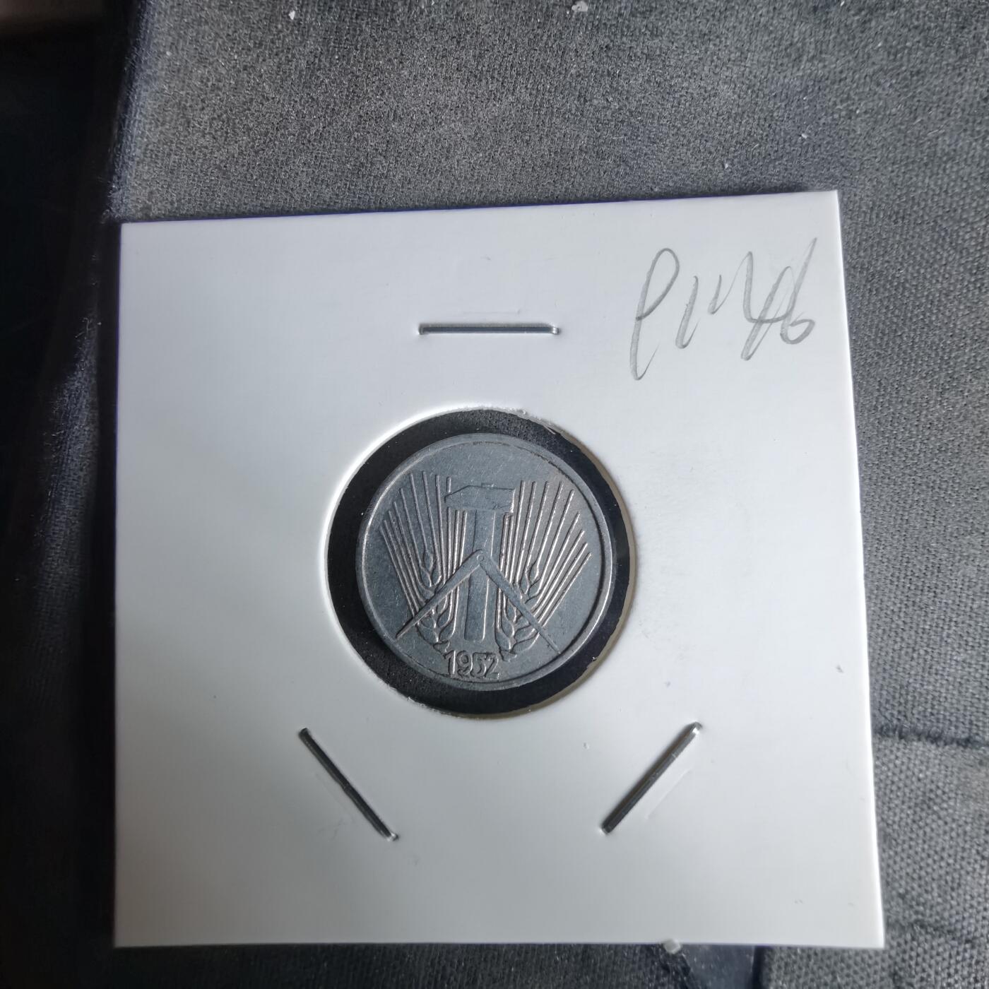 沼泽如烟--第991场 东德1952年1芬尼