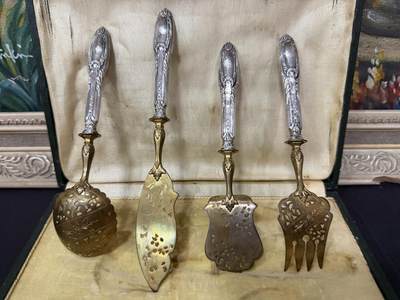 海外回流精品拍卖（五一专场） 法国回流19世纪银餐具一套（左起尺寸：15.8cm，18.8cm，15.9cm，16.5，120g，有款）