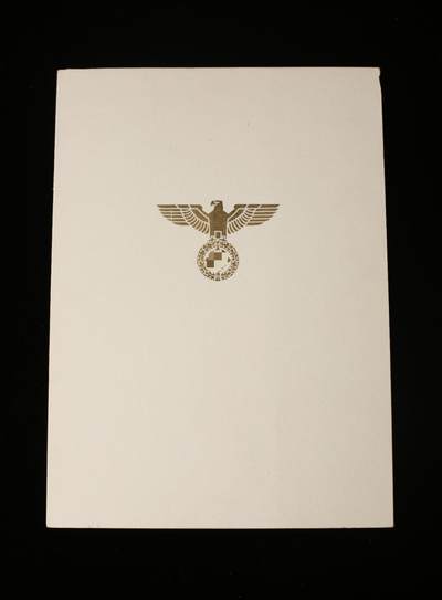 欢庆春节！戎马世界章牌大赏第112期春节大拍  德专场 - 1939年外授予西班牙公民唐·曼努埃尔·伊西德罗·加西亚的 德意志之鹰勋章带剑功绩奖章证书 附带原始纸质文件夹 少见