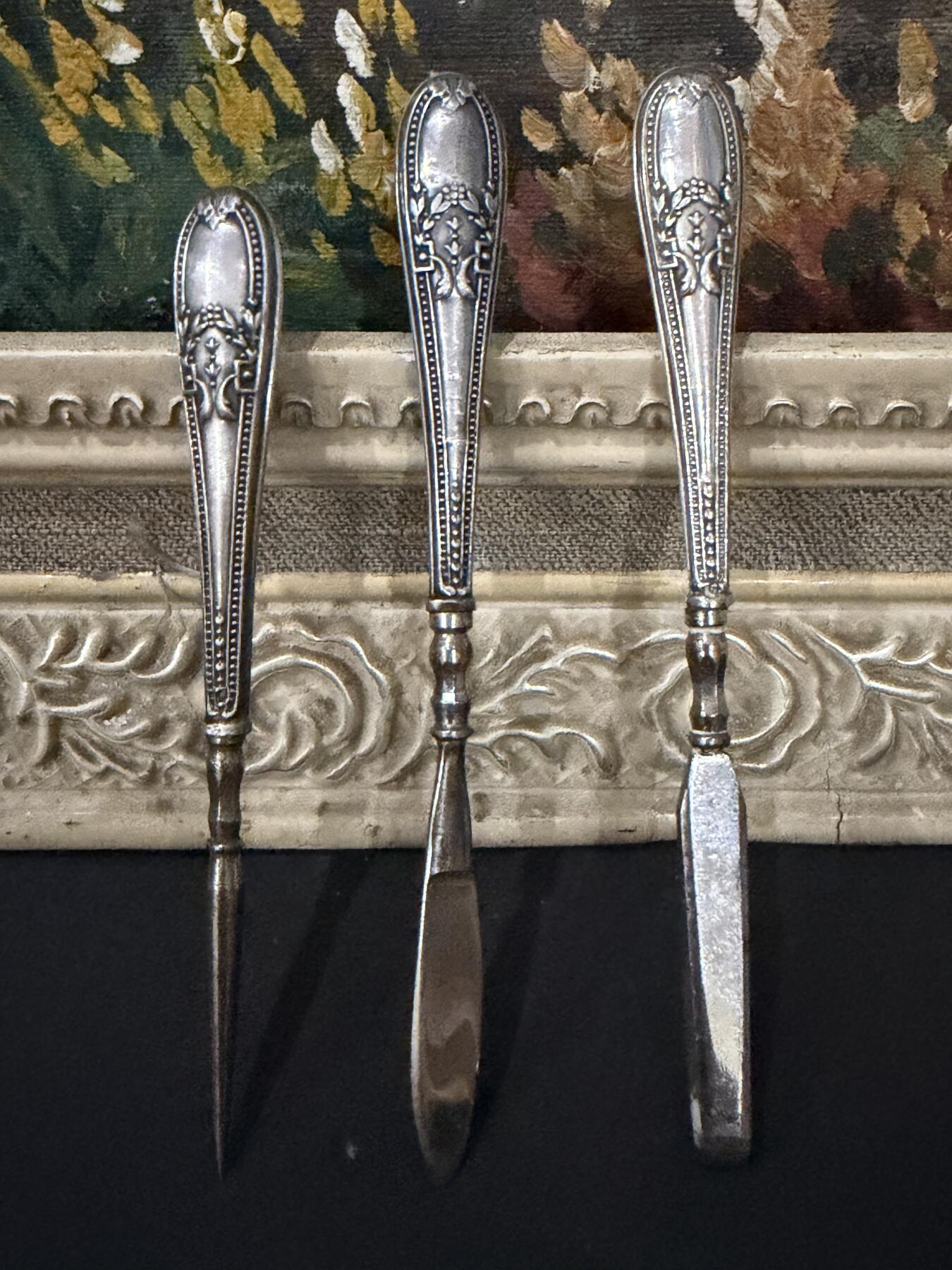 海外回流春节精品专场（一） 法国回流纯银工具三个（左起尺寸：10.8cm，12.2cm，12cm，30.1g）