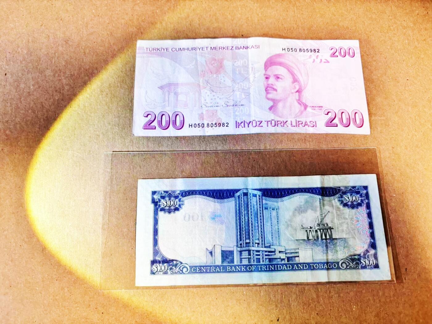 【Blue Auction】世界纸币精拍第786期——18级TOP拍卖/信誉/品质/专业/高效💫(年前收官场） 【一组2张 含无47】土耳其 200里拉&特立尼达和多巴哥 100元 流通品相