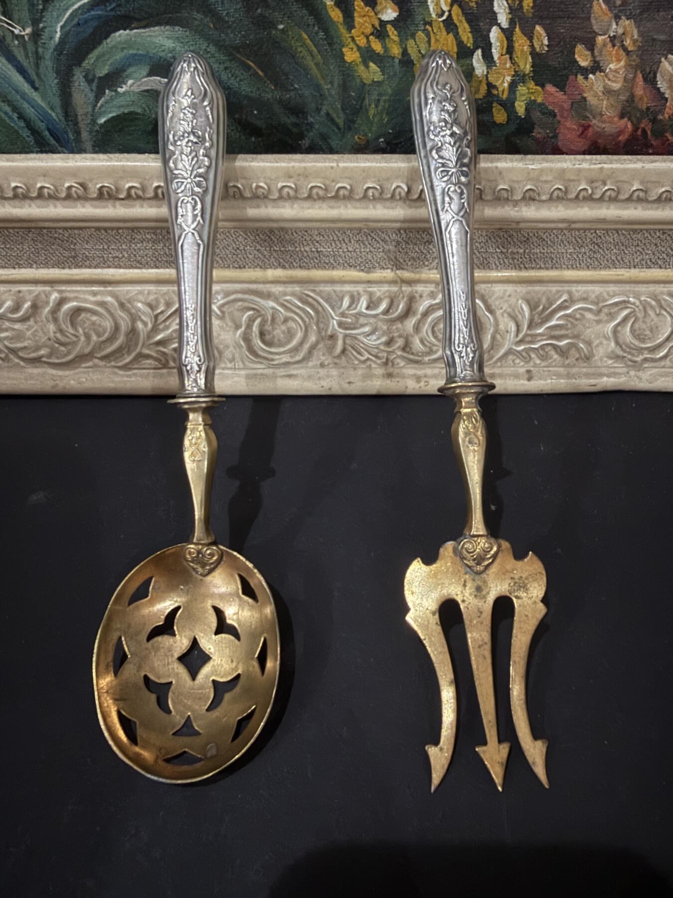 海外回流春节精品专场（一） 法国回流纯银餐具两把（尺寸：16.5cm，17cm，59.4个，有银标）