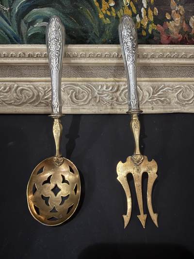 海外回流春节精品专场（一） - 法国回流纯银餐具两把（尺寸：16.5cm，17cm，59.4个，有银标）