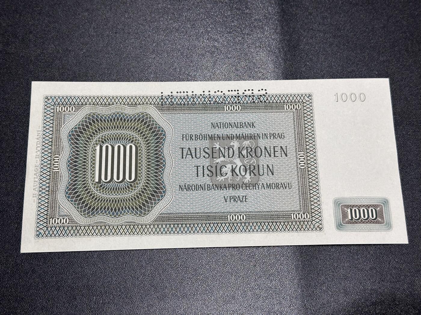 《外钞收藏家》第六百一十期（新年假期场/年后快递恢复正常再发货）（长期征集拍品、欢迎藏友们联系合作） 1942年波希米亚和摩拉维亚1000克朗 样钞 全新