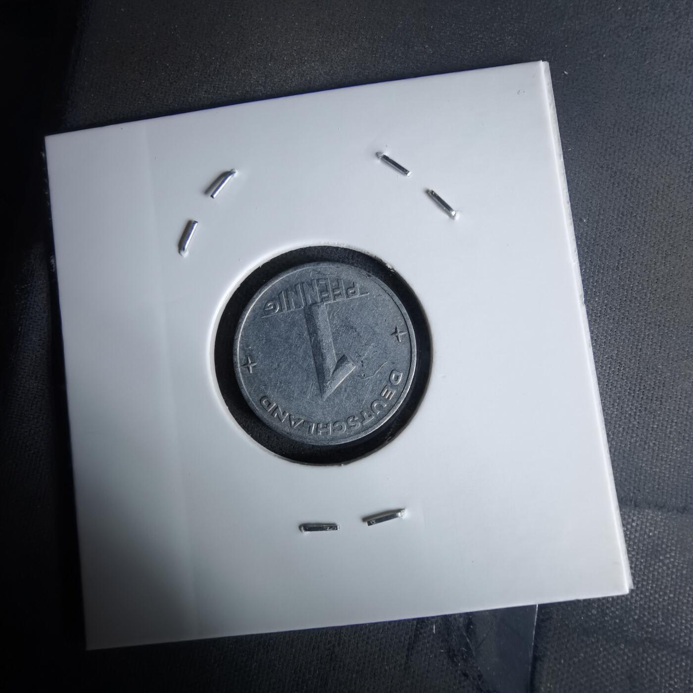 沼泽如烟--第991场 东德1952年1芬尼