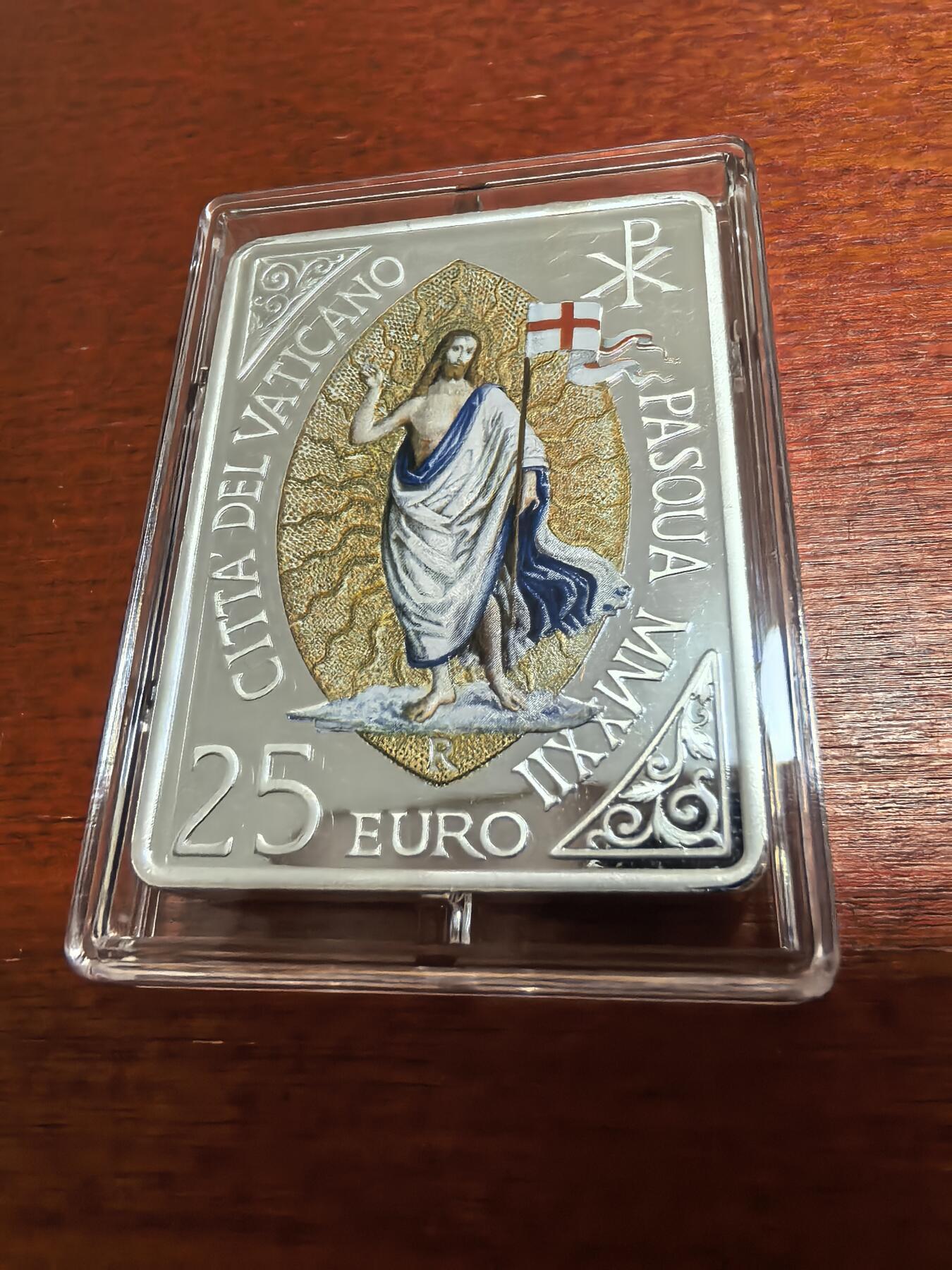 长老汇蛇年精选第一百场拍卖 2022梵蒂冈25欧元彩色长方形精制银币，35克925银，1500枚，盒证全，淘宝4700多元