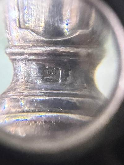 海外回流精品拍卖（五一专场） 法国回流19世纪银餐具一套（勺子：29.3cm，叉子：29.2cm，重：197g，有款。柄处为银制900，但柄内部材质不确定）