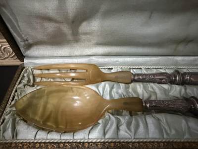 海外回流春节精品专场（一） - 法国回流19世纪纯银餐具一套（勺子：29.3cm，叉子：29.2cm，重：197g，有银标）