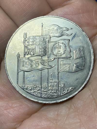 2026年第二十三场(总第一百九十二场）外国好品散币场(年后发货) - 英国🇬🇧1996单年份5英镑克朗型大币(伊丽莎白二世70岁寿辰纪念币)