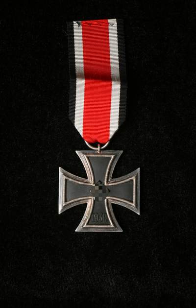 欢庆春节！戎马世界章牌大赏第112期春节大拍  德专场 - 65厂无标二级铁十字勋章