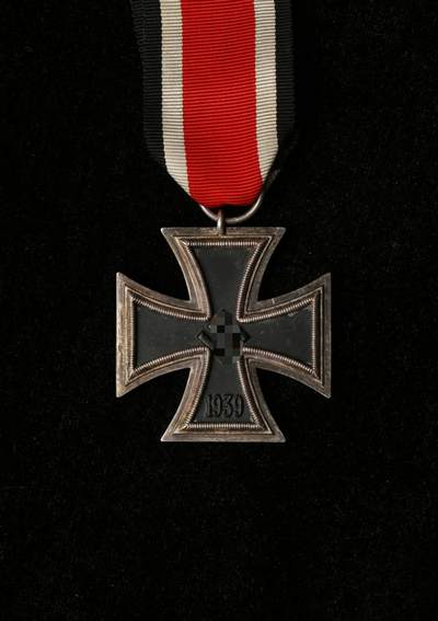 欢庆春节！戎马世界章牌大赏第112期春节大拍  德专场 - 98厂无标二级铁十字勋章