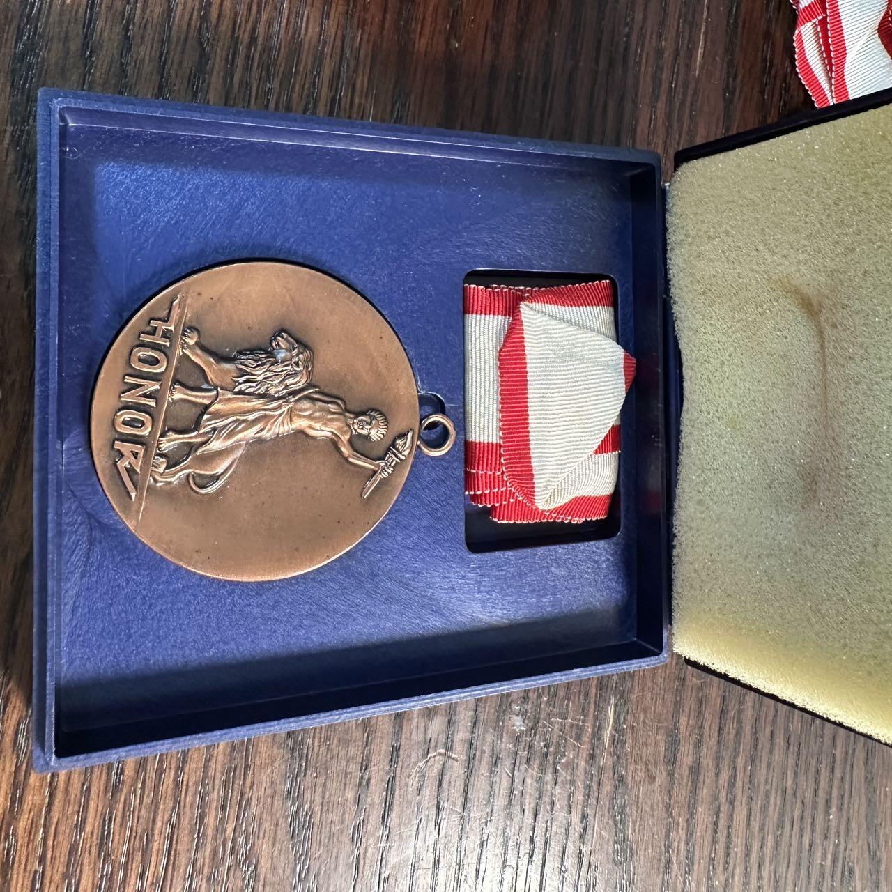 蒂克钱币 -第58场 日本企业章 徽章专场 日本三菱集团 第二回全三菱陆上竞技大会铜奖牌 70mm