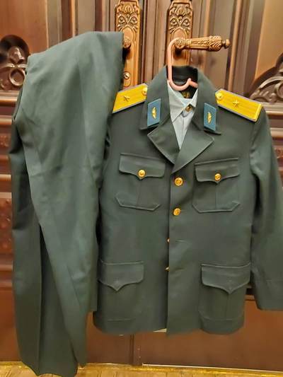 （450件拍品！制服徽章盛宴）罗岚⭐爱藏⭐年前甄选大拍场-店主清仓处理-分享拍场额外现金红包（实体经营） - 越南k08空军少尉大全套带外套常服衬衫裤子全套 无虫蛀好品 稀有军种 配饰齐全 170-180cm