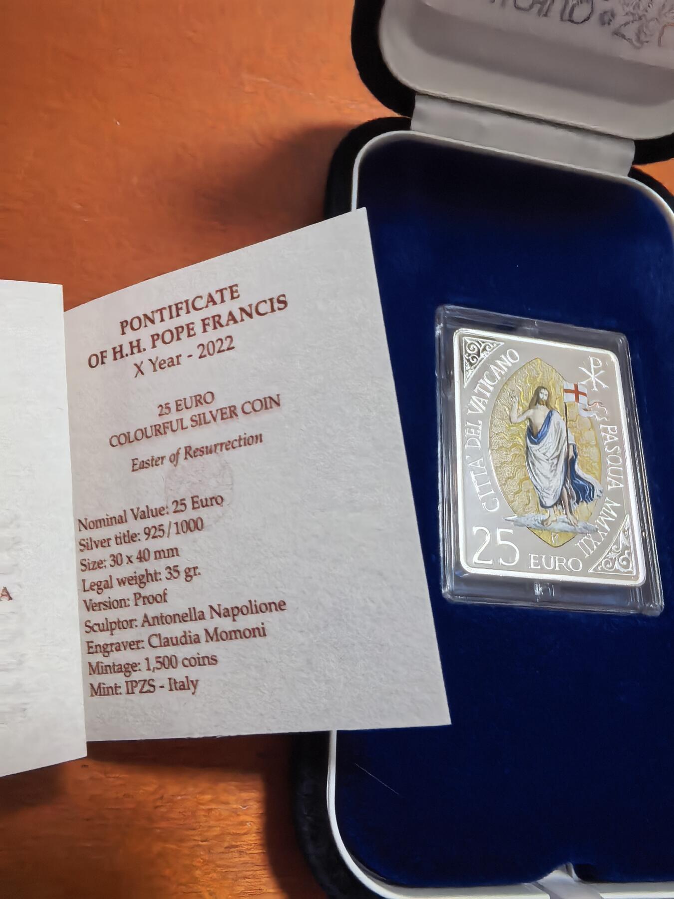 长老汇蛇年精选第一百场拍卖 2022梵蒂冈25欧元彩色长方形精制银币，35克925银，1500枚，盒证全，淘宝4700多元