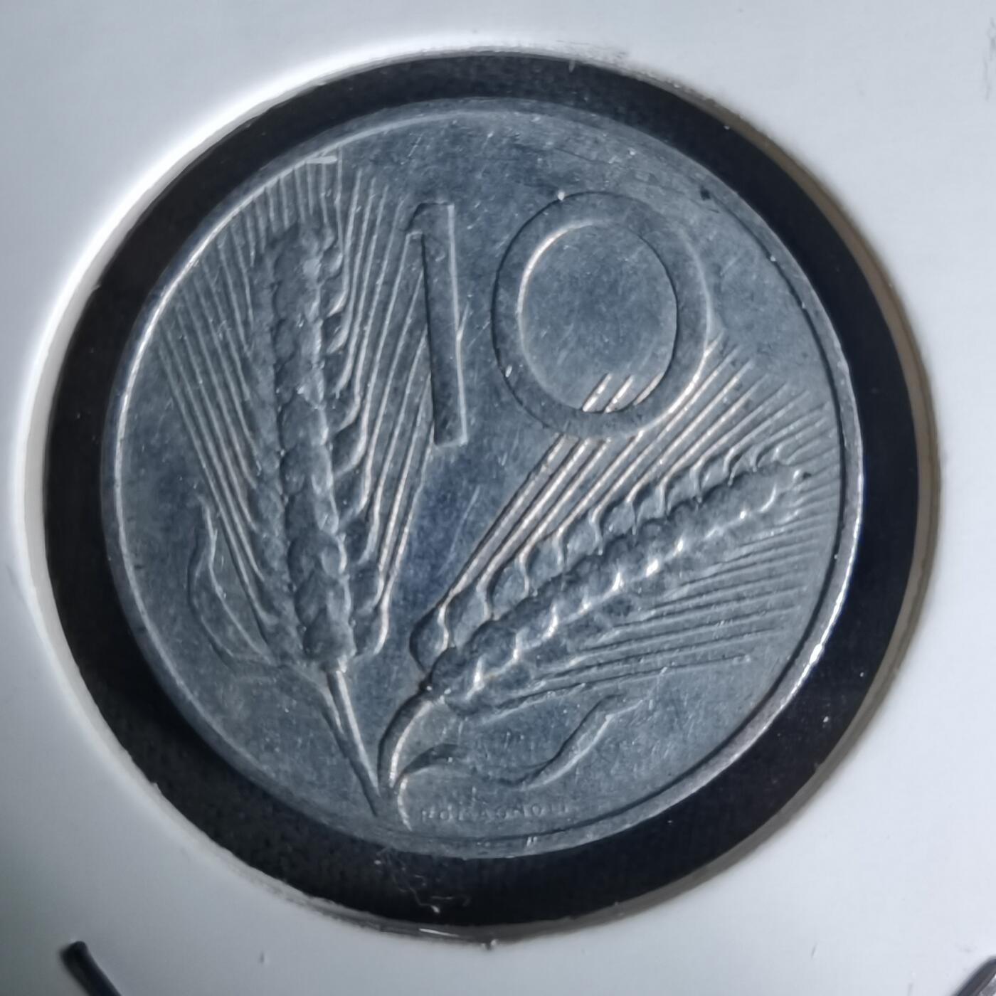 沼泽如烟--第991场 意大利1952年10里拉