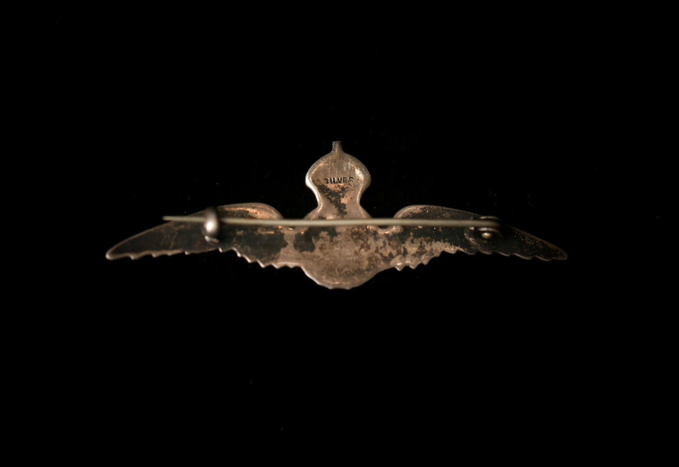 欢庆春节！戎马世界章牌大赏第112期春节大拍  德专场 英国皇家空军飞行员徽章 银制背打SILVER标