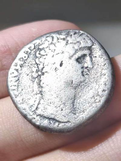 小名誉！古罗马帝国- 尼禄4德拉克马大银币 高纯度 63-68年 特发追思-克劳狄乌斯 八芒星面尼禄头与克劳狄乌斯头像 拉丁铭文： DIVOS CLAVD AVG GERMANIC PATER AVG