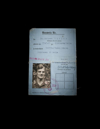 欢庆春节！戎马世界章牌大赏第112期春节大拍  德专场 - 空军航炮手 赫伯特·克勒 身份证