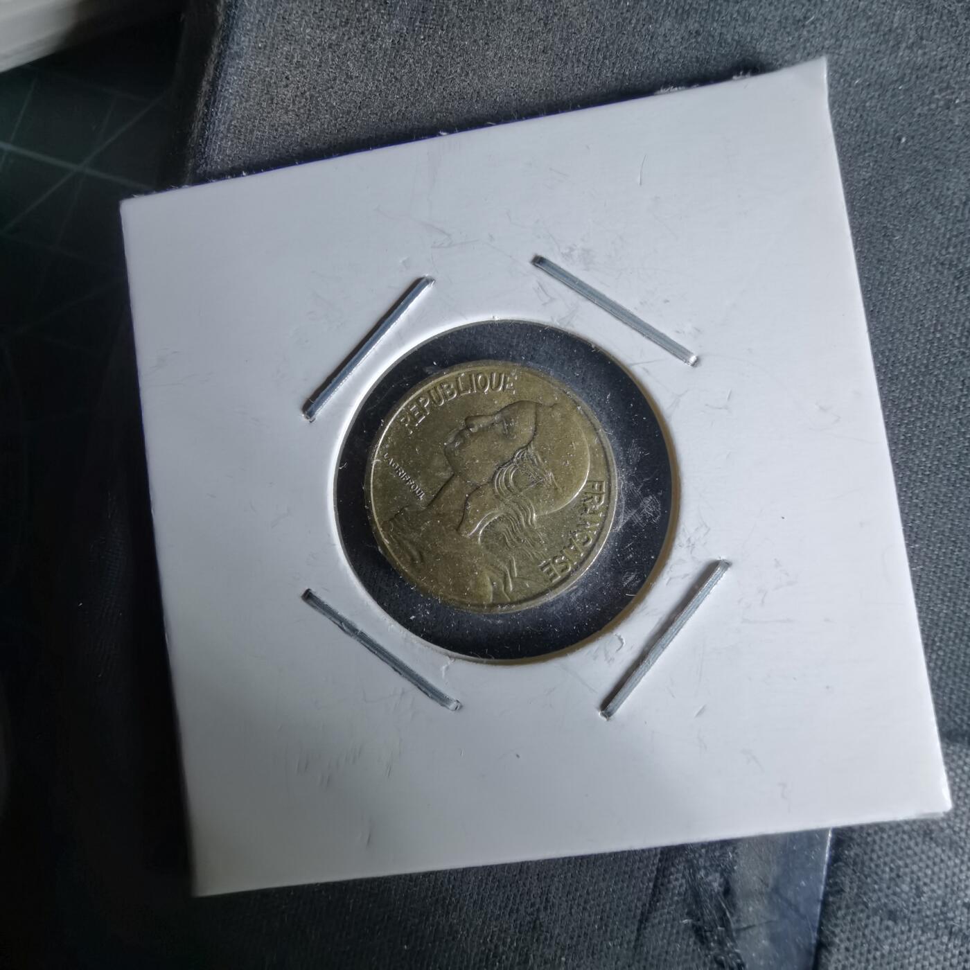 沼泽如烟--第991场 法国1982年五分