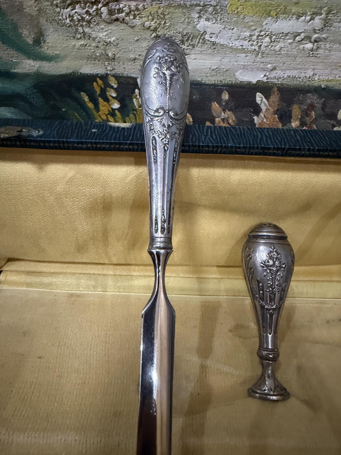 海外回流春节精品专场（一） 法国回流19世纪包银文具一套（笔：18.3cm，拆信刀：21cm，火漆章：7.2cm，共计61.5g，无银款）