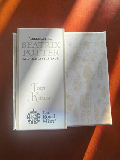 长老汇蛇年精选第一百场拍卖 -  2017英国彼得兔系列汤姆猫50便士彩色精制银币，原盒证