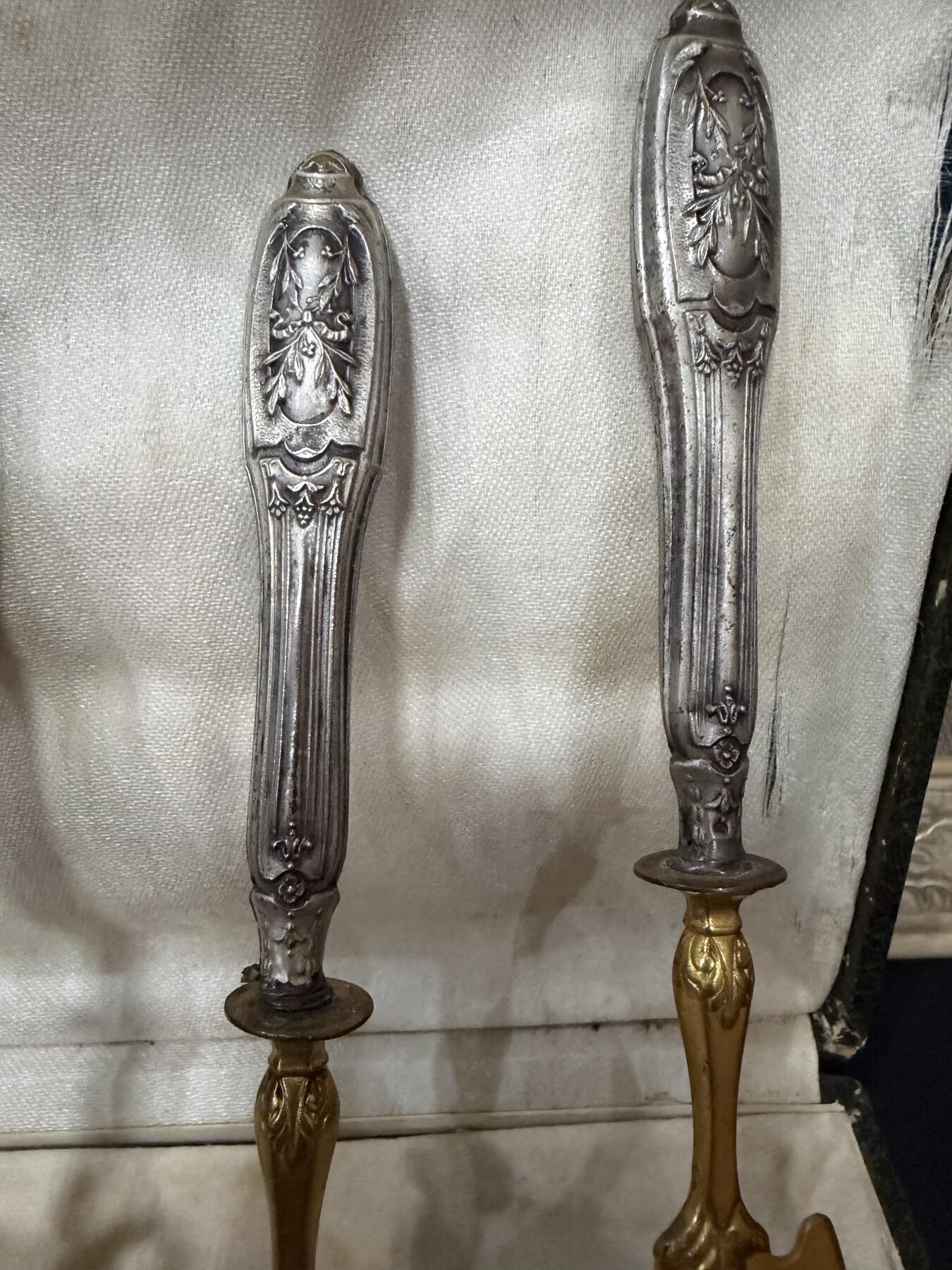 海外回流春节精品专场（一） 法国回流19世纪纯银餐具一套（左起尺寸：17.2cm，16cm，16.5cm，18cm，重：113.4g）